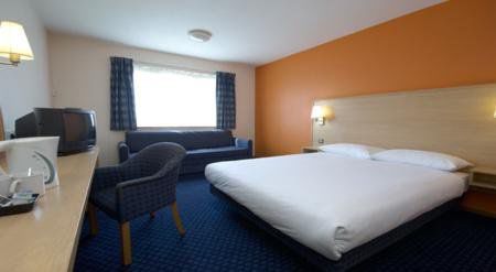 Travelodge Liverpool Docks Номер фото