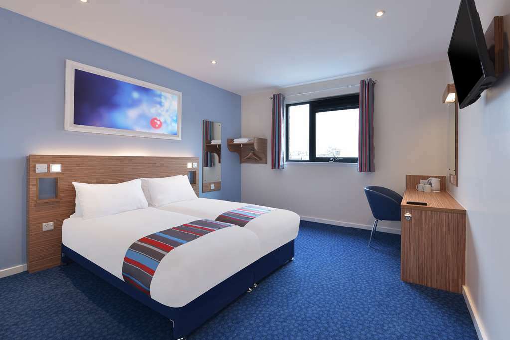 Travelodge Liverpool Docks Номер фото